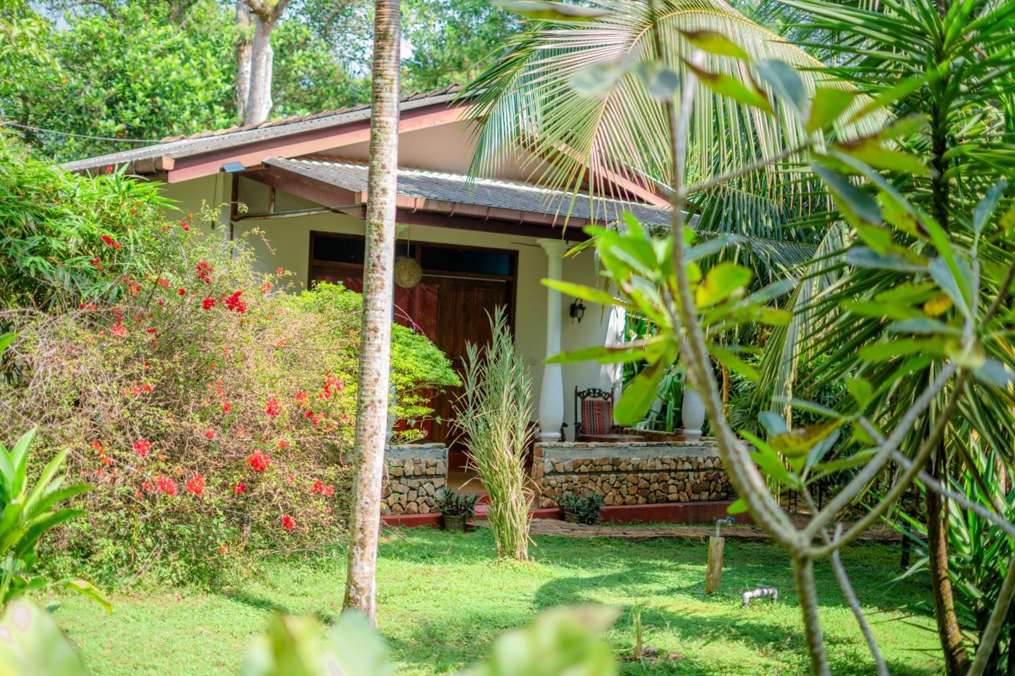 Villa Lanka Relax 希克杜沃 外观 照片